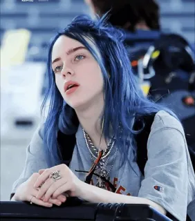 ✨ 3005a7d2 Billie Eilish muzyk, piosenkarz, gwiazda pop, celebryta, niebieskie włosy, młody dorosły telegram sticker