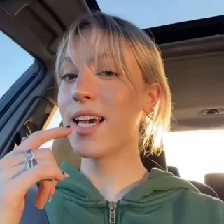 💓 e3263e6b telegram sticker