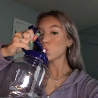 ри лучшая , от юли :: @fStikBot telegram stickers