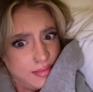 💓 f9053c54 telegram sticker