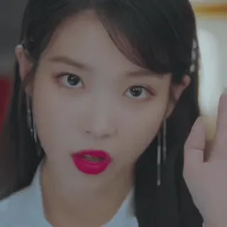 🤗 0749d492 middle finger, offensive gesture, disrespect, woman, IU, Korean, celebrity whatsapp sticker