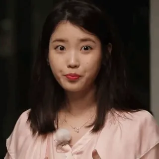 🦋 05e6c323 IU personne, femme, chanteuse, actrice, coréenne, célébrité whatsapp sticker