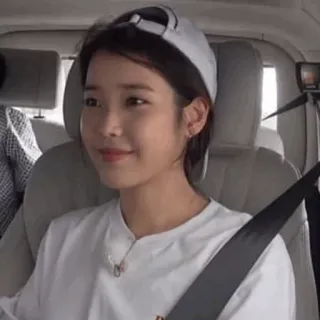 🦋 10e71230 IU coréen, chanteur, célébrité, femme, actrice whatsapp sticker