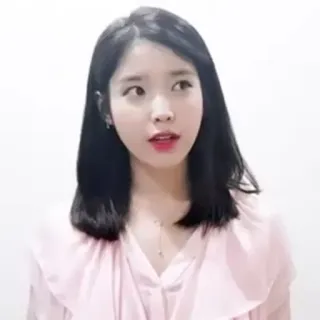 🦋 3f5265cf IU IU, chanteuse, kpop, femme, portrait, célébrité whatsapp sticker