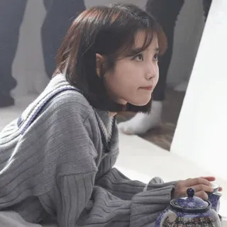 🦋 5f0520bb IU Chanteur coréen, K-pop, Célébrité, Actrice, Actrice coréenne whatsapp sticker