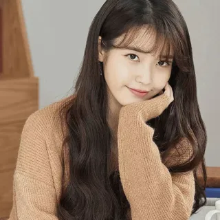 🦋 abae94b7 IU Chanteur coréen, K-pop, Actrice, Lee Ji-eun, Célébrité, Portrait whatsapp sticker