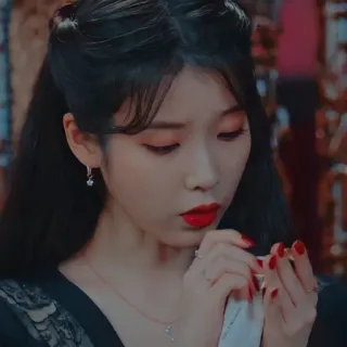 💅 a9e9d159 IU IU, 韩国, 歌手, 演员, 名人, 韩国流行音乐 telegram sticker