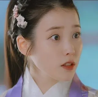 🤔 ac6b9fd6 IU 韩国女演员, 名人, 亚洲, 惊讶, 震惊, 女人, 歌手 telegram sticker