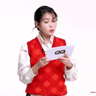 🙊 367c7ce8 IU корейский, певец, актриса, IU, знаменитость whatsapp sticker