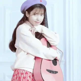 🎸 3c49474e корейский, певица, гитара, IU, женщина whatsapp sticker