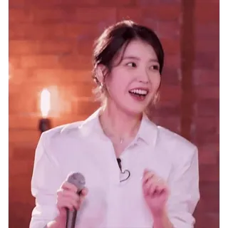 💃 f58f0238 IU певец, корейский, знаменитость, актриса, микрофон whatsapp sticker