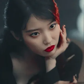 ✨️ 12d8c0d1 IU Sänger, Schauspielerin, K-Pop, Koreanisch, Promi, Porträt whatsapp sticker