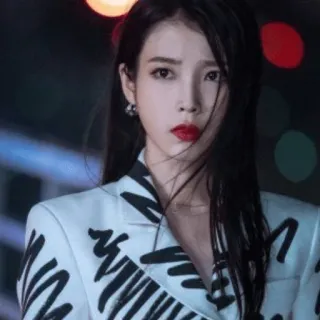 ✨️ 1866ee94 IU IU, K-Pop, Sängerin, Promi, Mode whatsapp sticker
