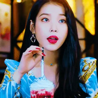 ✨️ 2f99a20d IU COFFEE IU, K-Pop, Sängerin, Getränk, Kaffee, Idol, Person whatsapp sticker