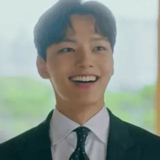 ✨️ bd44ced5 Mann, Anzug, Lächeln, Porträt, Koreanisch, Schauspieler whatsapp sticker