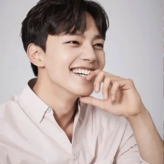 ✨️ c956d7e7 Mann, lächelnd, Porträt, glücklich, Person, koreanisch whatsapp sticker