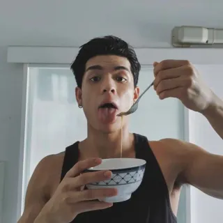 🥃 2b206cf3 telegram sticker