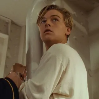 😟 bd4225d9 Jack Dawson Titanic 레오나르도 디카프리오, 타이타닉, 영화 장면 telegram sticker