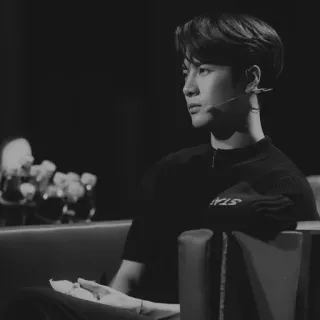 ™ 69ed4fc9 whatsapp sticker