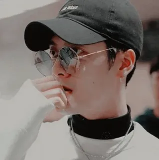 ™ b0b6450c whatsapp sticker