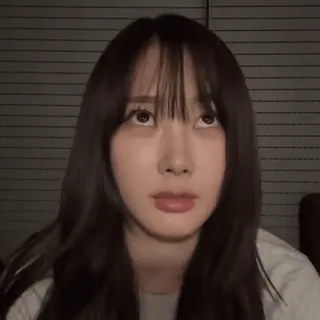 🫧 dcd4a554 mulher, menina, retrato, selfie, cabelo comprido, pessoa telegram sticker