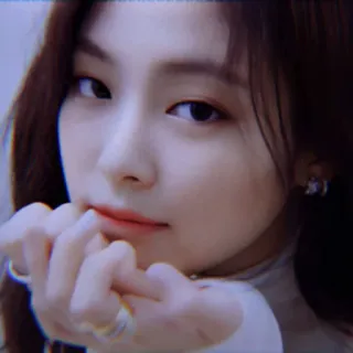 🎠 9ef0e539 여자, 한국, 미인, 얼굴, 초상화, 아시아, K팝, 아이돌 telegram sticker