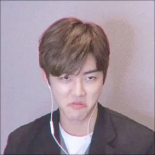 🦋 6c5de877 persona, uomo, espressione facciale, ritratto, indossare telegram sticker