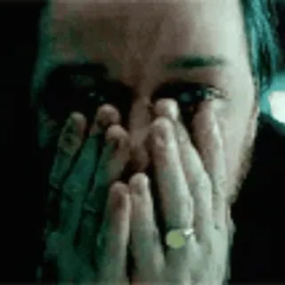 🥹 c7dd028b 泣く, 悲しい, 落ち込んでいる, 感情的 telegram sticker