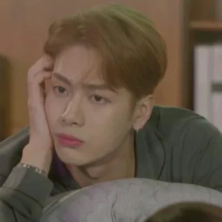 🦕 98a4938a persoon, portret, man, uitdrukking, verveeld, rustend whatsapp sticker