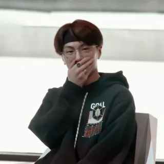 🕰 0e153307 GOAL 男性, メガネ, ヘッドバンド, セーター, 目標 whatsapp sticker