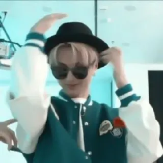 🕰 8569780f whatsapp sticker