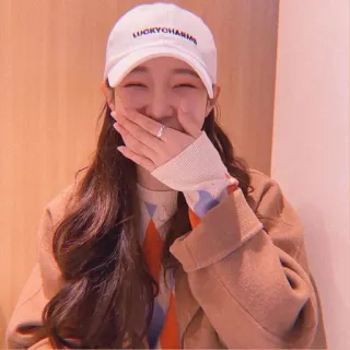 🍥 13d4c07f LUCKYCHARMS mujer, sombrero, suerte, amuletos whatsapp sticker