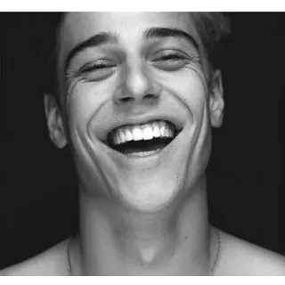 😂 01ebdb9f 肖像, 人物, 脸, 微笑, 黑白, 男人 telegram sticker