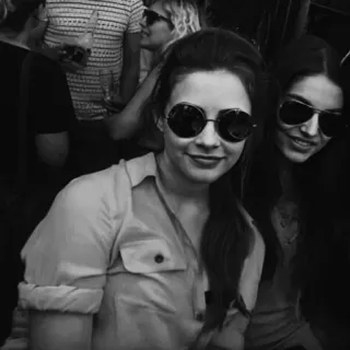 🕊 1421f21c women, sunglasses, party, friends, fashion, gathering telegram sticker