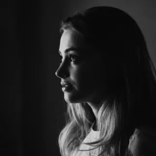 🕊 f78c4d3a woman, portrait, black and white, profile, face telegram sticker