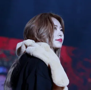 🍇 58adcdf9 wanita, potret, orang, perempuan, penyanyi whatsapp sticker