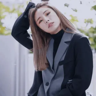 🍇 ec087282 wanita, potret, model, mode, korea, jaket, blazer, gaya whatsapp sticker