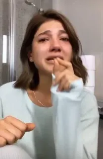 🐍 d7f00ab5 crying, sad, woman, emotional, tears, distressed whatsapp sticker