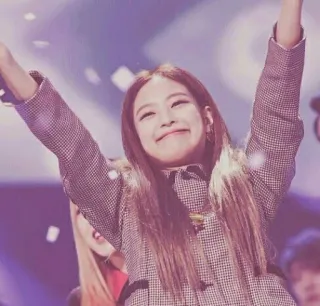 🌼 8694f83a 여자, 사람, 손 들기, 미소, 축하, 종이 조각 telegram sticker