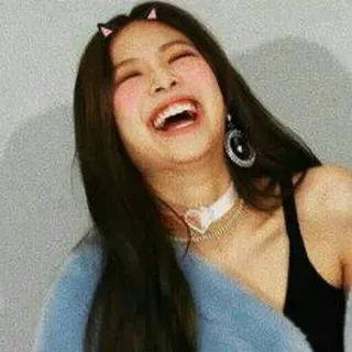 🌼 d2ba1642 여자, 웃는, 미소, 즐거운, 귀걸이, 목걸이, 인물 telegram sticker