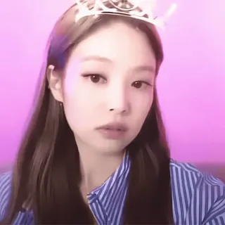 💋 49c1c1ee Jennie kpop, princesse, couronne, fille, beauté, mignon, selfie, femme telegram sticker