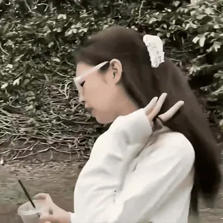 👻 ee11e1d2 woman, glasses, cafe, drink, portrait, gesture whatsapp sticker