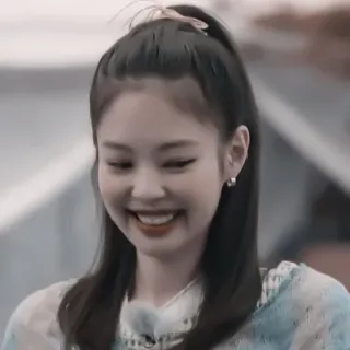 🍂 ccaba3d9 Jennie ผู้หญิง, ยิ้ม, คน, เกาหลี, คนดัง, ภาพเหมือน telegram sticker