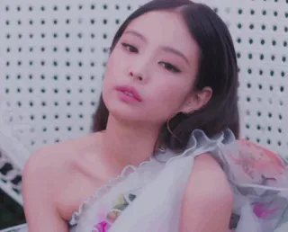 😶 64369568 wanita, orang, potret, cantik, gadis, perempuan, gaun telegram sticker