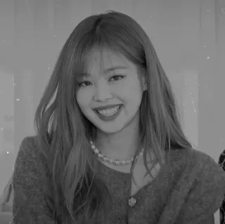 ⚙ b486c52b Frau, lächelnd, Porträt, Perlenkette, junge Frau, glücklich telegram sticker