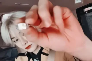 🦊 4d502845 whatsapp sticker