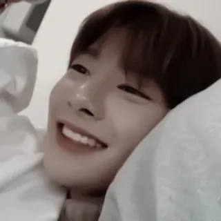 🦊 a8834d1e orang, senyum, potret, wajah, ceria whatsapp sticker