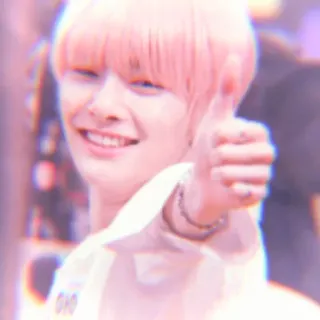 🌱 019ba938 kciuk w górę, osoba, portret, pozytywny, gest telegram sticker