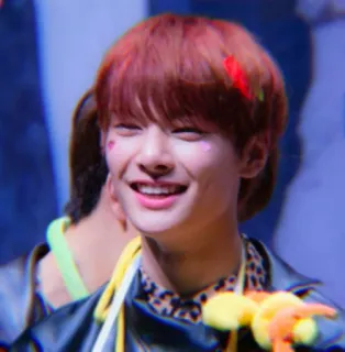 🌱 7a8f05b3 osoba, uśmiech, portret, celebryta, szczęśliwy telegram sticker