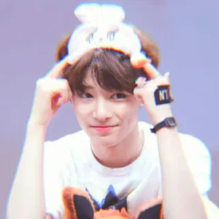 🌱 bde2098c N.1 kpop, idol, męski, portret telegram sticker